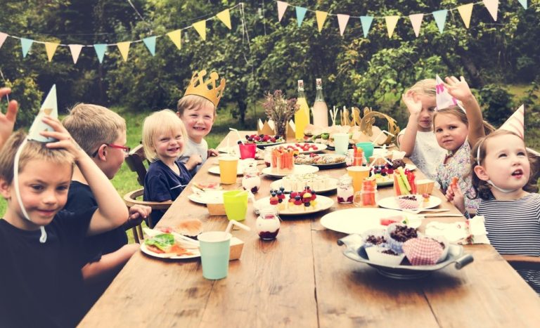 Smaczne i zdrowe przekąski na kinderbal
